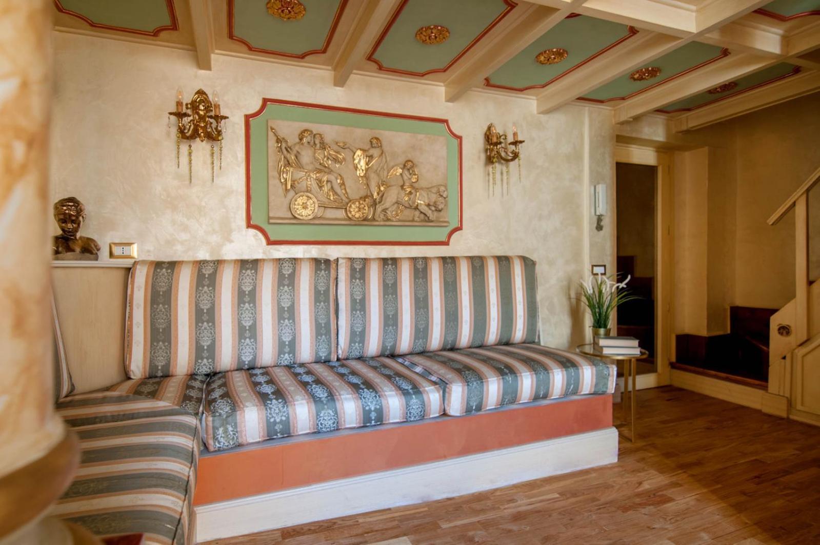 Apartment Barocco House In Albano
